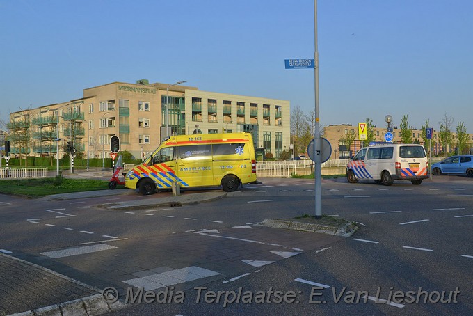Mediaterplaatse ongeval hoofdweg hoofddorp ledsel lunenburgdreef 19042018 Image00006