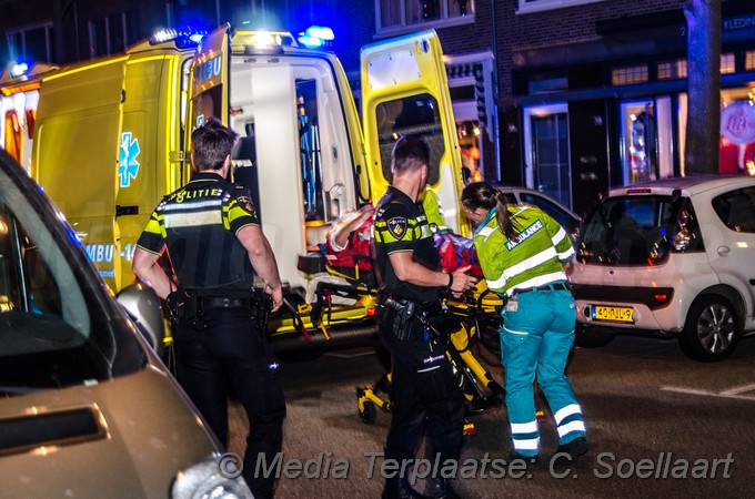 Mediaterplaatse Ongeval auto boom heemstede 27042018 Image00004