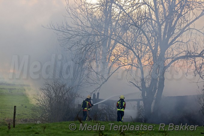 mediaterplaatse stal brand leiden 26122018 bmp00006