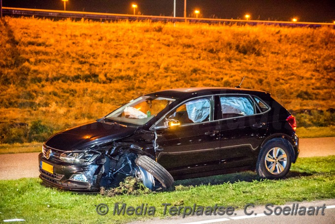 mediaterplaatse ongeval schiphol bus auto 27122018 bmp00001
