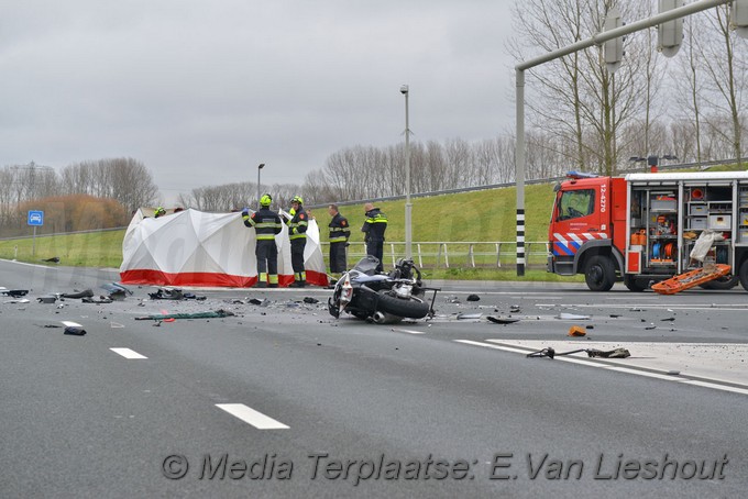 mediaterplaatse ongeval zwaar dode driemerenweg hoofddorp 29122018 bmp00005