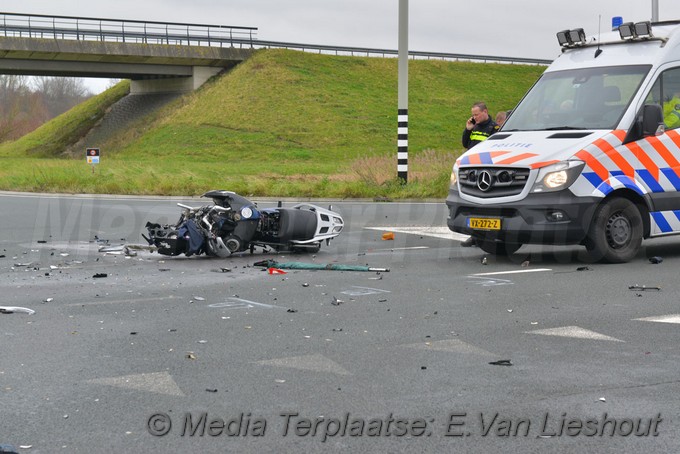 mediaterplaatse ongeval zwaar dode driemerenweg hoofddorp 29122018 bmp00015