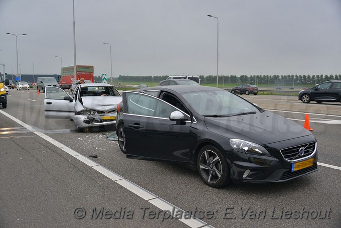 Mediaterplaatse ongeval N201 vrouw gewond hoofddorp 05062018 Image00003