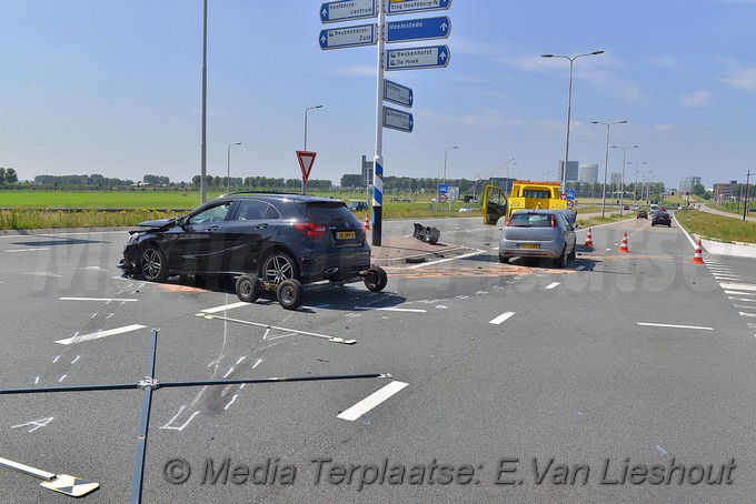 Mediaterplaatse ongeval rozenburg auto auto n201 hoofddorp zwaar 06062018 Image00014