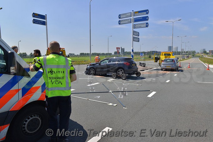Mediaterplaatse ongeval rozenburg auto auto n201 hoofddorp zwaar 06062018 Image00015