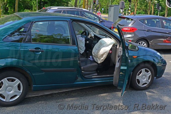 Mediaterplaatse Ongeval kopstaart bazelstraat churchillaan ldn 10062018 Image00002