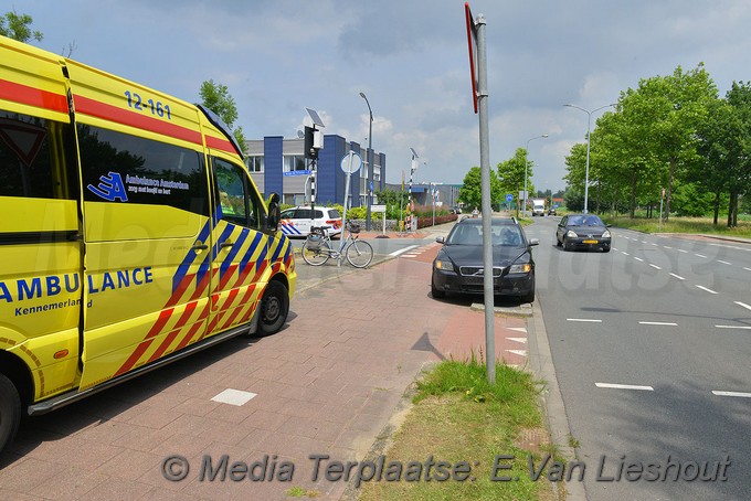 Mediaterplaatse ongeval fietser auto nvp 15062018 Image00002