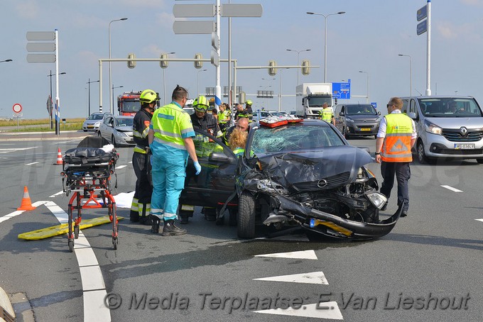 Mediaterplaatse ongeval met twee gewonden hoofddorp 15062018 Image00002