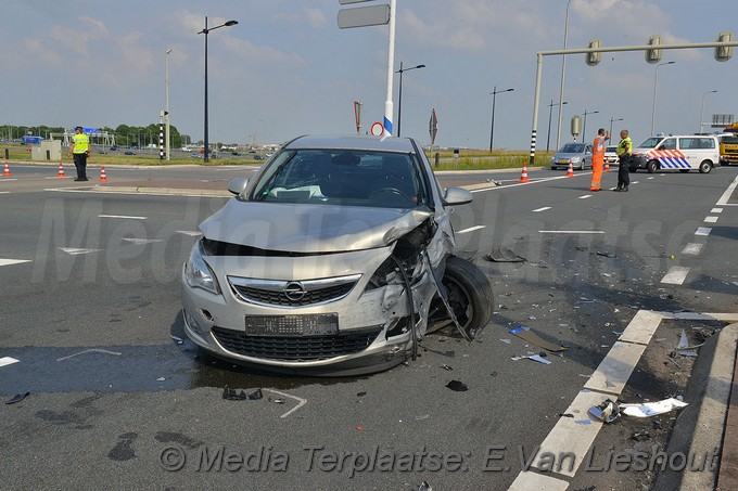 Mediaterplaatse ongeval met twee gewonden hoofddorp 15062018 Image00006
