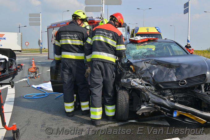 Mediaterplaatse ongeval met twee gewonden hoofddorp 15062018 Image00009
