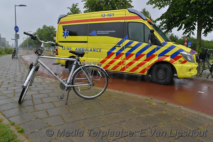 Mediaterplaatse ongeval fietser gewonden hoofddorp 18062018 Image00003