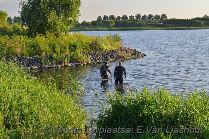 Mediaterplaatse fiets langs water Toolenburgplas gevonden hoofddorp 19062018 Image00007