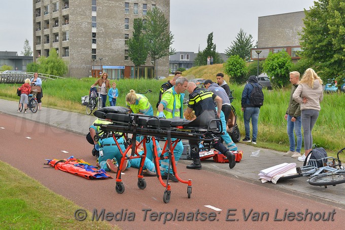 Mediaterplaatse zwaar ongeval scooter scooter hoofddorp 25062018 Image00004