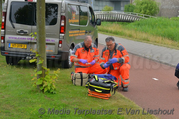 Mediaterplaatse zwaar ongeval scooter scooter hoofddorp 25062018 Image00006