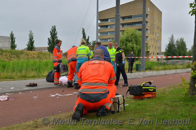 Mediaterplaatse zwaar ongeval scooter scooter hoofddorp 25062018 Image00007