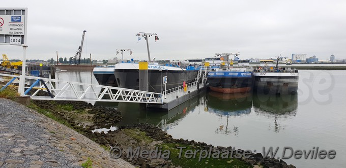 Mediaterplaatse Olie ramp Rotterdam 25062018 Image00006