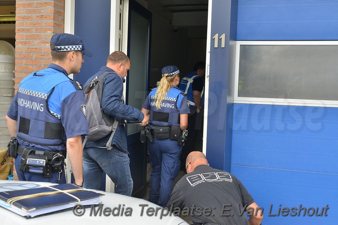 Mediaterplaatse gezamelijke handhaving in hoofddorp 26062018 Image00005