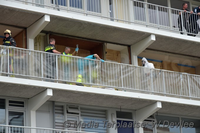 Mediaterplaatse man onder betonnen plaat leiden 27062018 Image00002