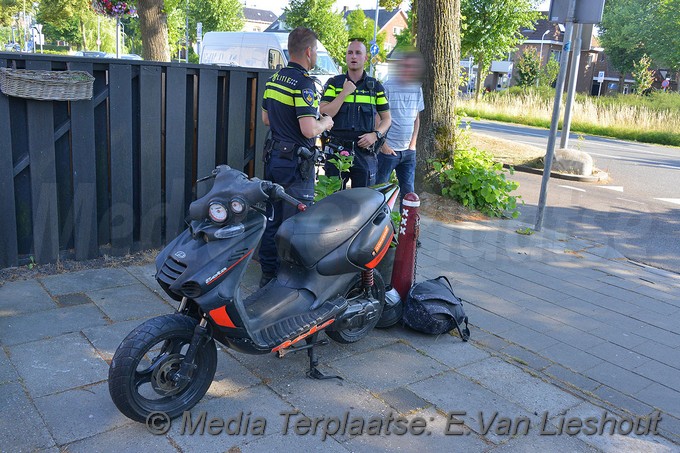 Mediaterplaatse ongeval scooter kruisweg hoofddorp 28062018 Image00004