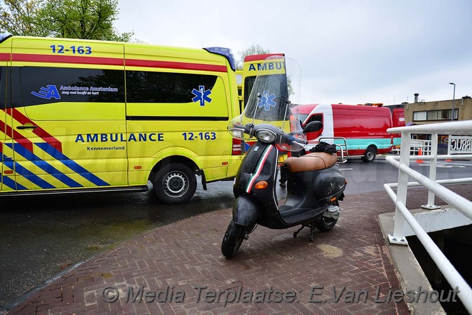 Mediaterplaatse ongeval scooter auto hoofdweg hdp 03052017 Image00003