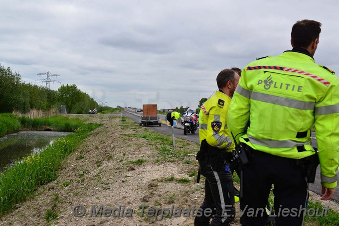 Mediaterplaatse drugsaanhangers gevonden hdp 10052017 Image00003