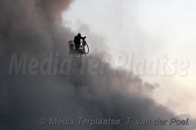 Mediaterplaatse grote brand kwk 11052017 Image00002