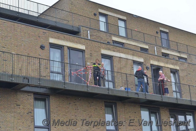Mediaterplaatse man valt vanbalkon hoofddorp 30052017 Image00015