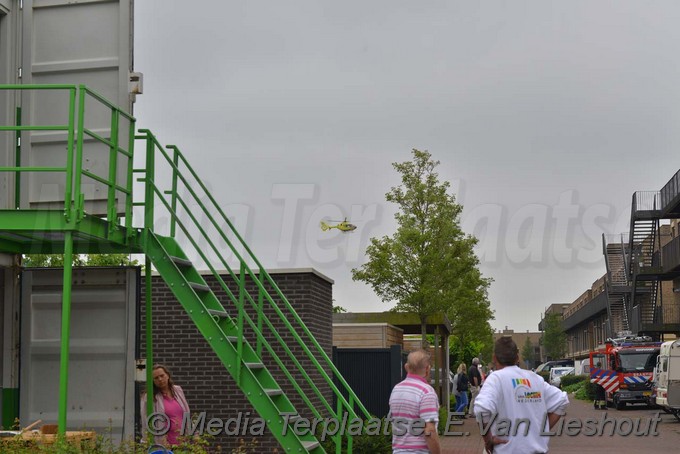 Mediaterplaatse man valt vanbalkon hoofddorp 30052017 Image00017