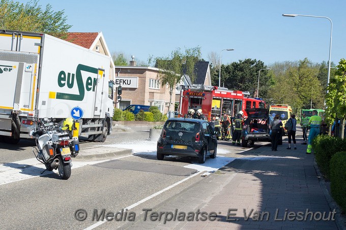 Mediaterplaatse auto brand hillegom 04052018 Image00001