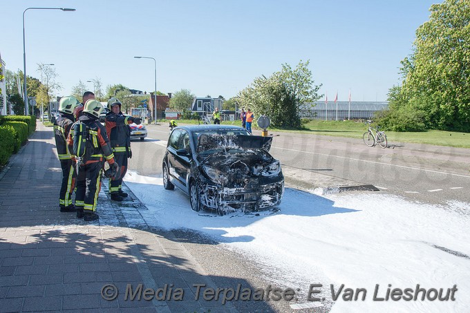 Mediaterplaatse auto brand hillegom 04052018 Image00004