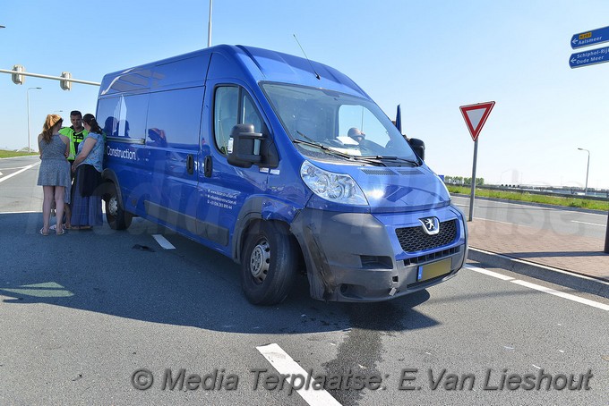 Mediaterplaatse ongeval N201 hoofddorp 07052018 Image00003