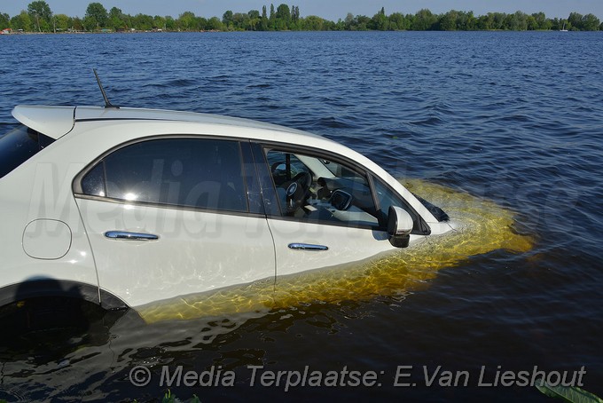 Mediaterplaatse auto te water rijsenhout 14052018 Image00002