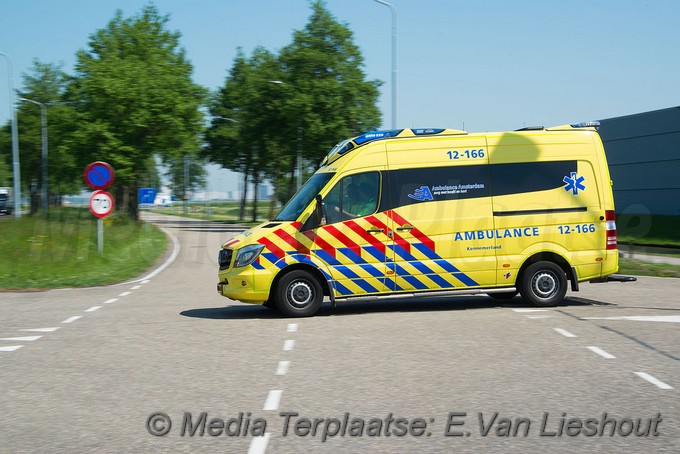 Mediaterplaatse hoogwerker Douglassingel schiphol rijk 14052018 Image00006