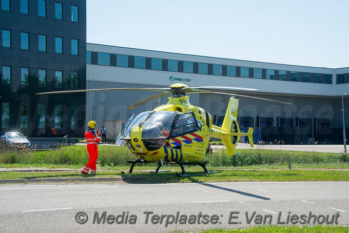 Mediaterplaatse hoogwerker Douglassingel schiphol rijk 14052018 Image00010