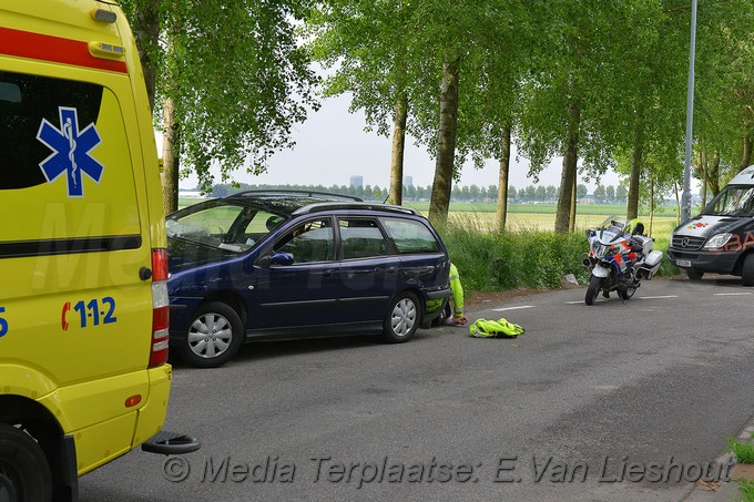 Mediaterplaatse ongeval auto klapt op biggerug hoofddorp 27052018 Image00005