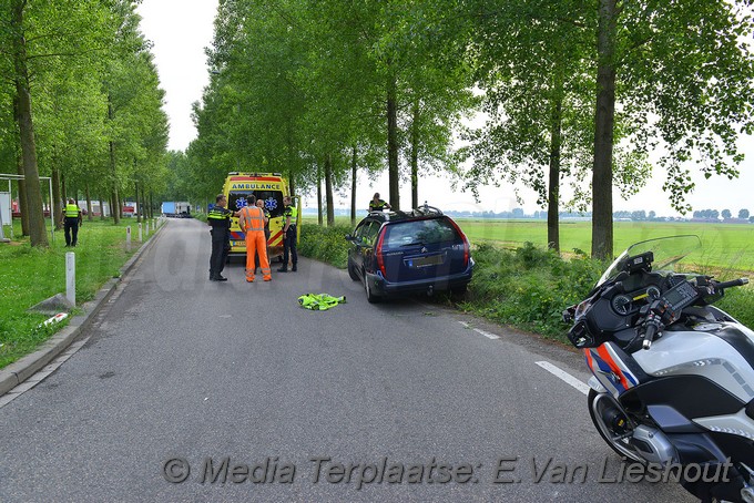 Mediaterplaatse ongeval auto klapt op biggerug hoofddorp 27052018 Image00013