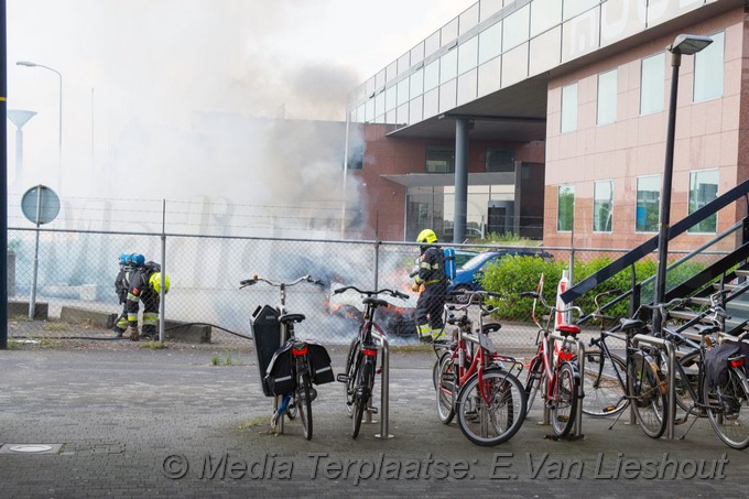 Mediaterplaats auto brand kruisweg hoofddorp 30052018 Image00001