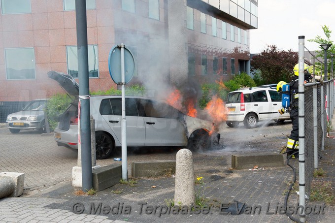 Mediaterplaats auto brand kruisweg hoofddorp 30052018 Image00002