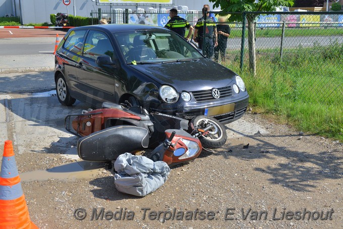 Mediaterplaats ongeval auto sooter nvp ijweg 31052018 Image00003