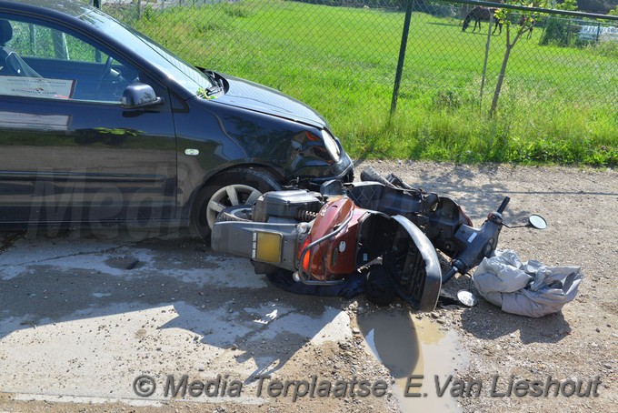 Mediaterplaats ongeval auto sooter nvp ijweg 31052018 Image00005