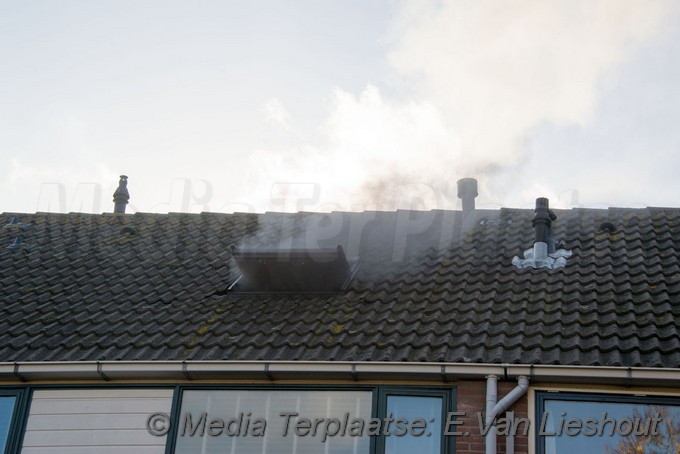 mediaterplaatse woningbrand zwaanshoek 08112018 Image00001