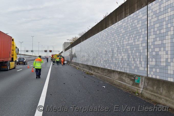 mediaterplaatse auto brand schiphol 12112018 Image00005