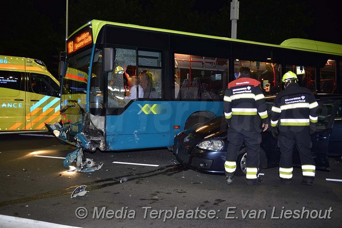 MediaTerplaatse ongeval auto bus hdp 26082016 Image00003