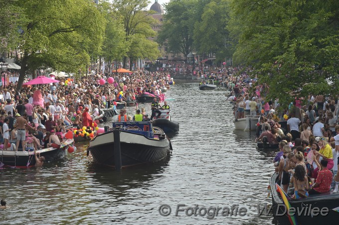 Mediaterplaatse Gay parade Amsterdam 04082018 Image00064