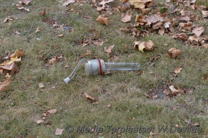 Mediaterplaatse ongeval auto tegen paal leiden 07082018 Image00205