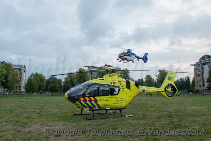 Mediaterplaatse scooter klapt op lijnbus hoofddorp 13082018 Image00008