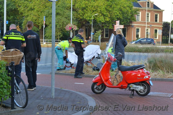 Mediaterplaatse fietser gewond bij ongeval hoofddorp 14082018 Image00005