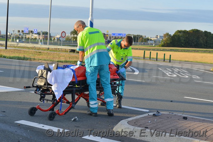 Mediaterplaatse ongeval Rozenburg N201 met letsel 20082018 Image00007