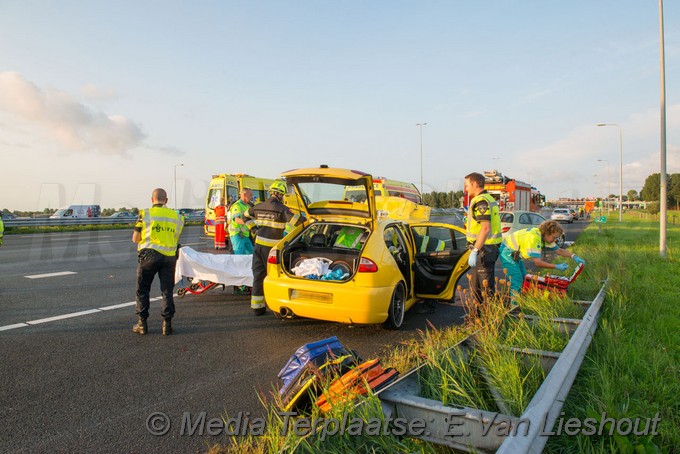 Mediaterplaatse zwaar ongeval a4 rechts hoofddorp 30082018 Image00002