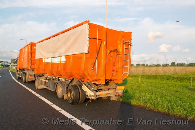 Mediaterplaatse zwaar ongeval a4 rechts hoofddorp 30082018 Image00015